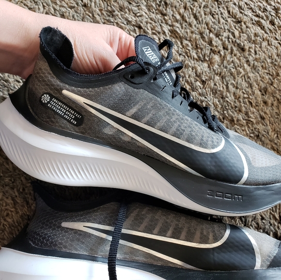 Nike Zoom size 7 shoes - Picture 5 of 5